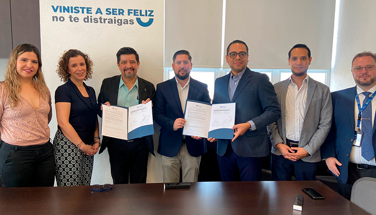 Bepensa Industrial firma colaboración con el Tec de Monterrey